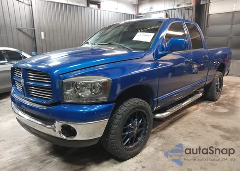 2007 Dodge Ram 1500 Slt/Trx4 Off Road/Sport z USA, uszkodzony, nr VIN 1D7HU182X7S120637